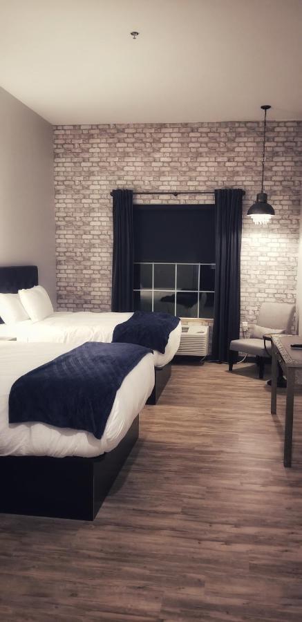 Waterfront Hotel Прейри дю Чиен Екстериор снимка